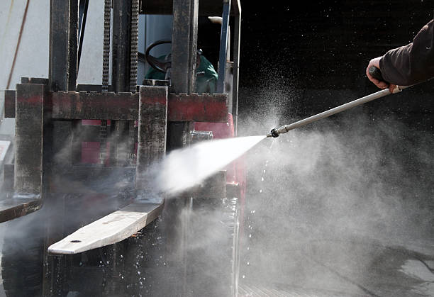 Best Deck Pressure Washing  in Cottage Grove, MN